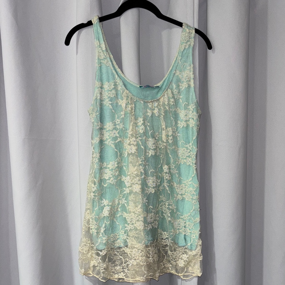 Julie's Closet Lace Overlay Tank‎ Top in Blue and Cream